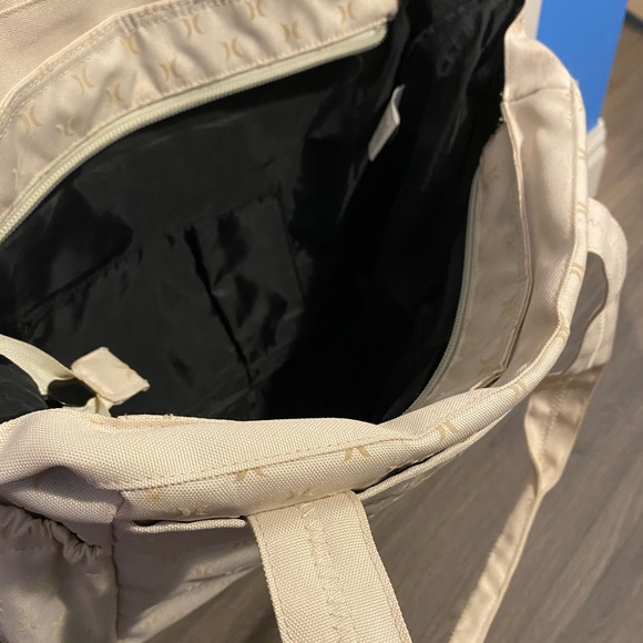 Hurley Tote - Picture 3 of 4
